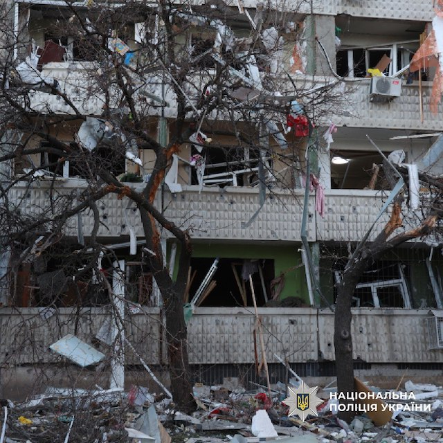 Во время ракетного удара по Харькову погиб один человек, ранены 98, в том числе, дети (фото)