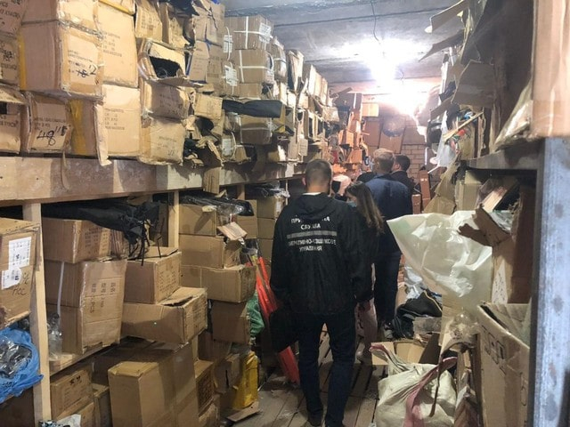 В Харькове обнаружили склады с контрабандой на миллионы гривен