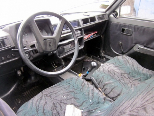 Лицеисты обворовывали автомобили