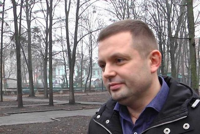 Почетный знак и квартира - в Харькове наградили полицейского, спасшего заложницу