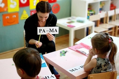 Как научить 5-летнего ребёнка читать по слогам в домашних условиях