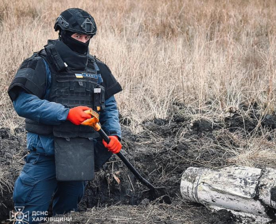 В Изюмском районе молодой мужчина взорвался на взрывном предмете