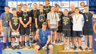Харьковчане на чемпионате Украины по борьбе завоевали золотые медали