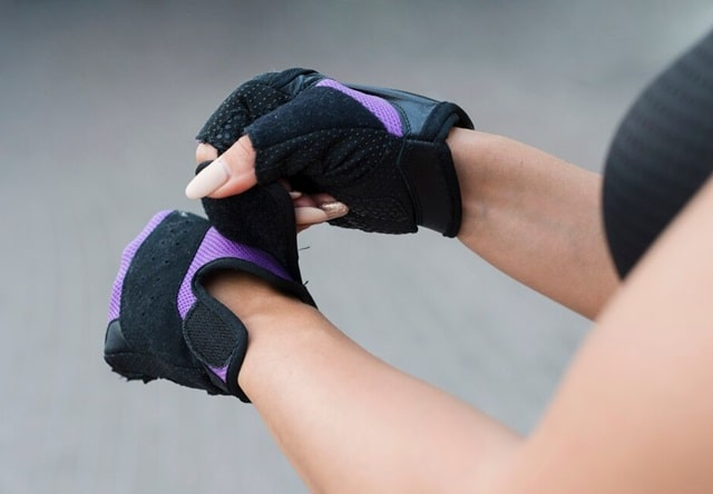 Тактические перчатки в спорте: правильный выбор