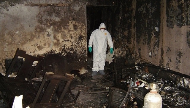 Уборка после пожара: как происходит и что включает