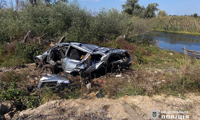 На месте расстрела россиянами машины волонтеров завершены поисковые работы