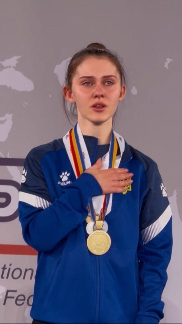 Харьковская спортсменка завоевала золотую медаль на чемпионате мира по пауэрлифтингу