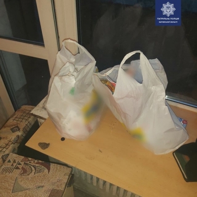 Житель Харькова украл продукты в магазине и угрожал убить охранника