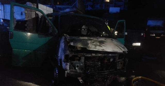 15-летняя школьница подозревается в поджоге автомобилей украинских военных