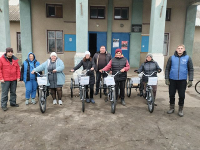 Социальным работникам Харьковщины переданы электровелосипеды