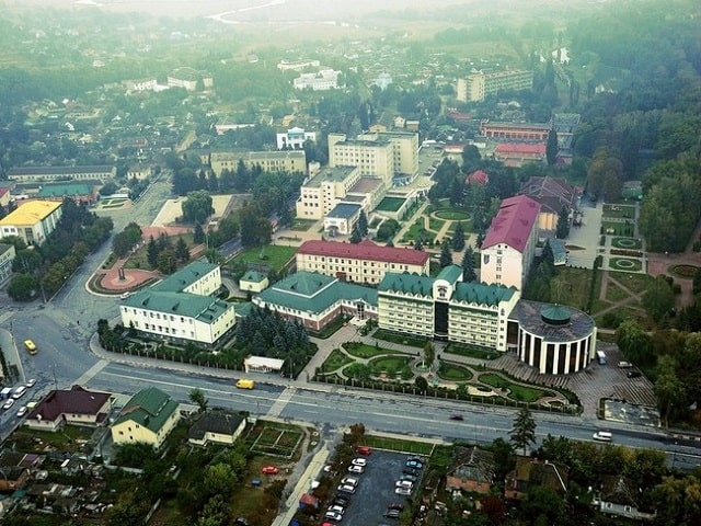 Качественный отдых и лечение по современным стандартам в санаториях Хмельника