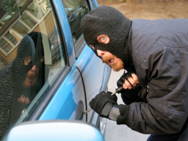 Правоохранители ведут активную борьбу с угонщиками