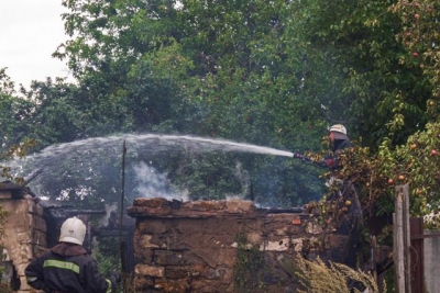 Пожар в Лозовском районе – пожарные спасли жилой дом
