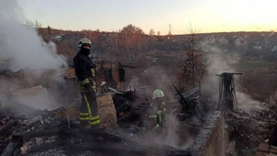 Пожар в частном доме в поселке Высокий тушили 6 часов