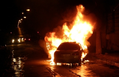 В Харькове ночью опять горят автомобили