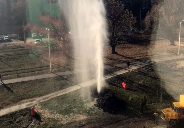 В Харькове произошло коммунальное ЧП – более 400-от домов остались без холодной воды