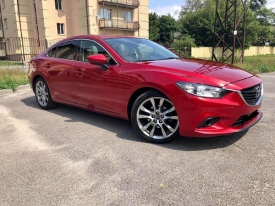 Братьев-полицейских, катавшихся на угнанной машине, отстранили от работы