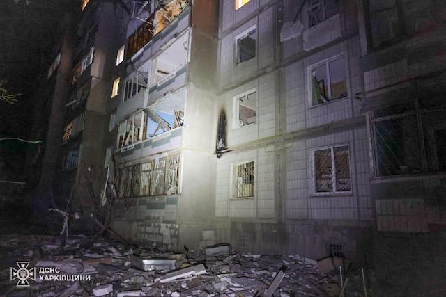 Несколько человек пострадали в Харькове во время вражеских авиаударов