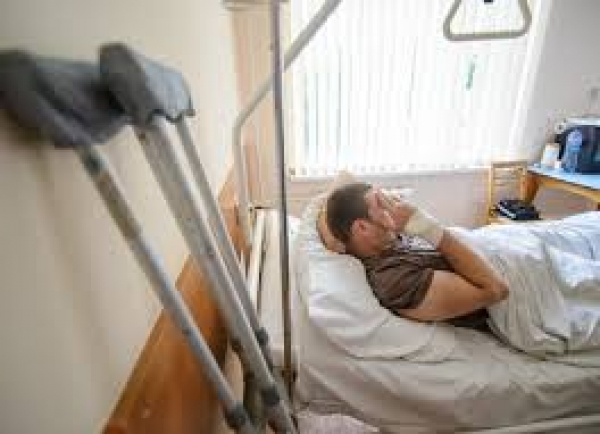 Харьковчане оказывают помощь военному госпиталю 