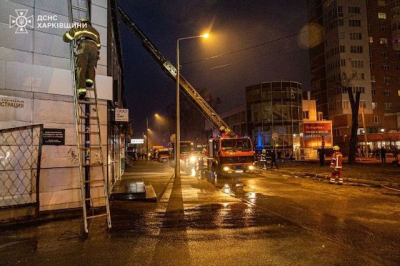 В Харькове горел 5-этажный дом, жильцов эвакуировали