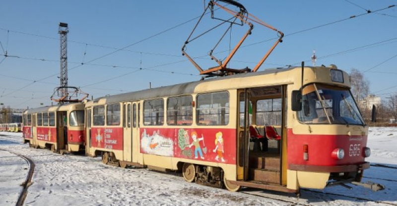 В Харькове появились необычные «спасательные» трамваи (фотофакт)