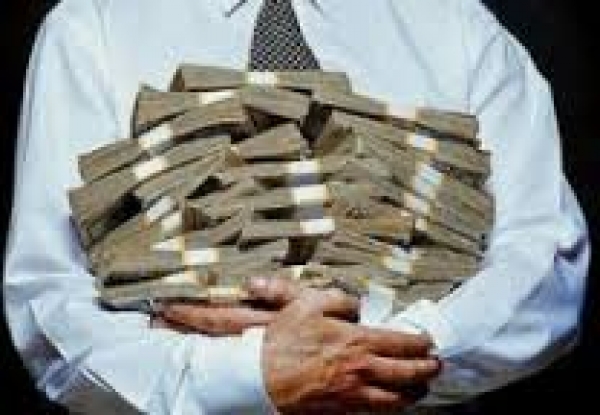 Убийца инкассаторов обогатился на 100 тыс. грн.