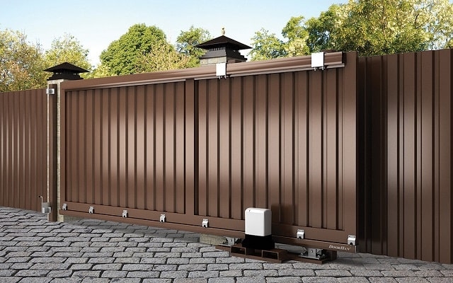 Откатные ворота: виды, особенности, как выбрать