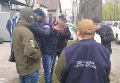 Сотрудниками ГБР при получении денег от подчиненного задержан командир роты