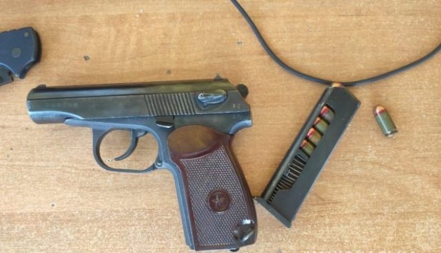 Полицейские у гражданина России нашли оружие