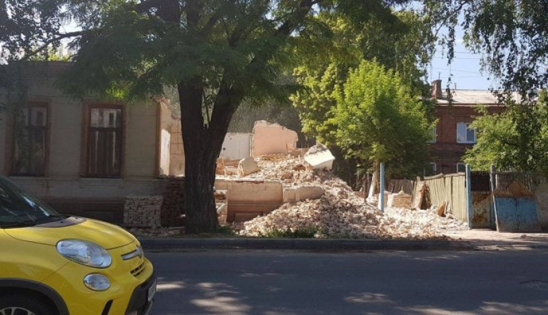 В Харькове разрушили уникальное здание (фото)