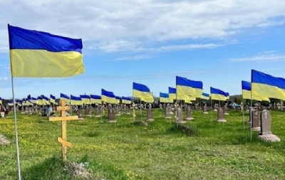 В поселке Сахновщина вандалы повредили могилы погибших солдат ВСУ