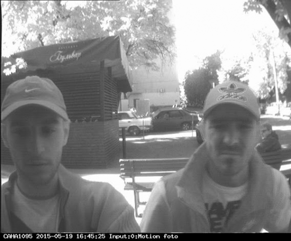 Мошенники лепили на банкоматы планки