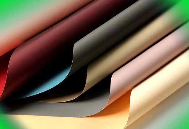 Мелованная упаковочная бумага: преимущества и особенности