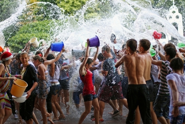 Харьков накроет волна веселья