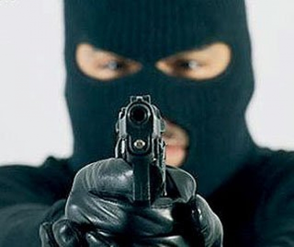 Совершено вооруженное ограбление кафе