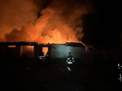 Вражеские обстрелы населенных пунктов области сопровождались масштабными пожарами