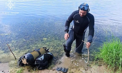 Саперы ликвидировали под водой российскую 500-килограммовую бомбу (фото)