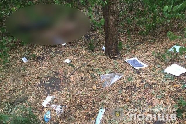 Рецидивист убил свою гостью, а тело спрятал среди деревьев