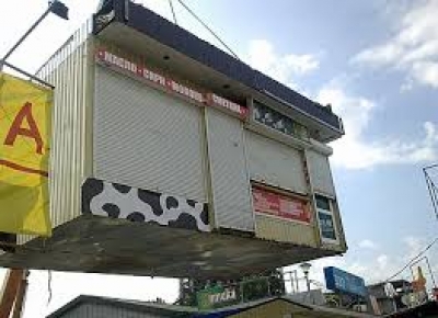 В Харькове демонтируют киоски