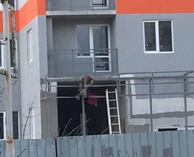 В Харькове с высотки сорвался юноша