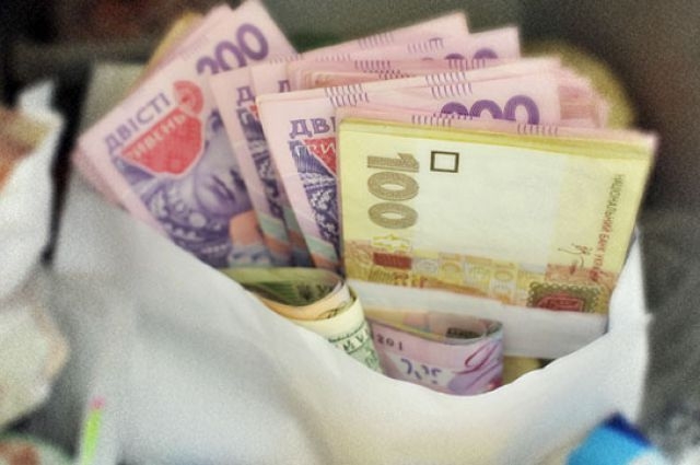 Бывшего чиновника ХОГА подозревают в нанесении ущерба бюджету области