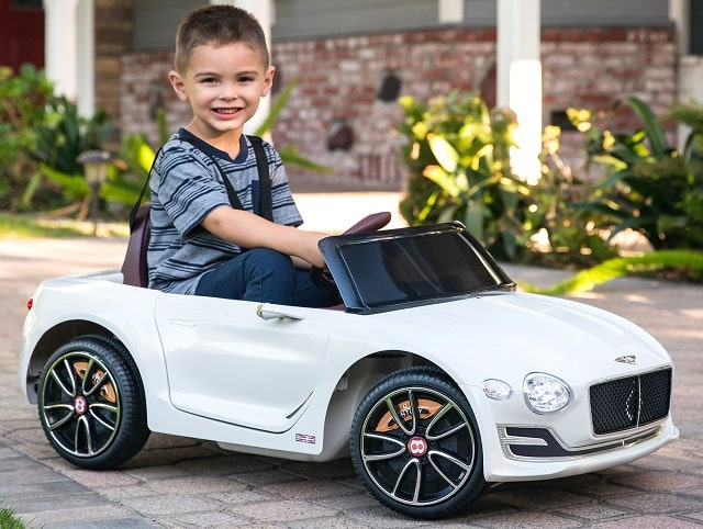 Что чаще всего ломается в детских электромобилях: обзор поломок и запчастей