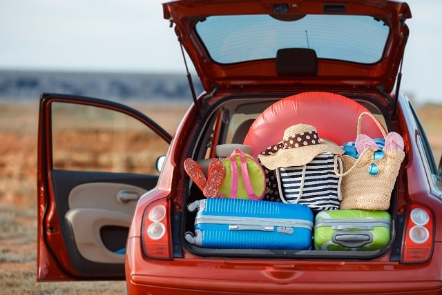 Українські туристи в Європі: переваги та особливості поїздок на власному авто