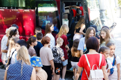 Около 30-ти детей из Харьковской области выехали на отдых в Польшу