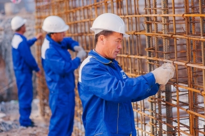 Вакансии на работу за рубежом для мужчин и женщин