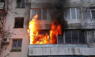 Во время пожара в многоэтажном доме в Харькове погибли два пенсионера