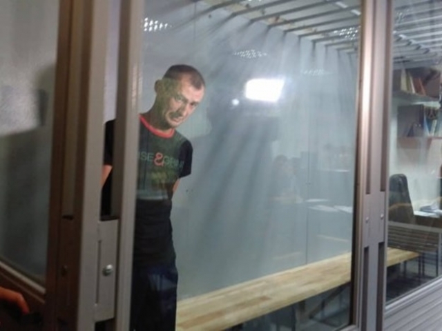 Не имел права управлять машиной: водителя, сбившего коляску с младенцем, отправили в СИЗО