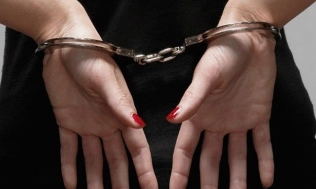 Суд отправил псевдориелтора под стражу