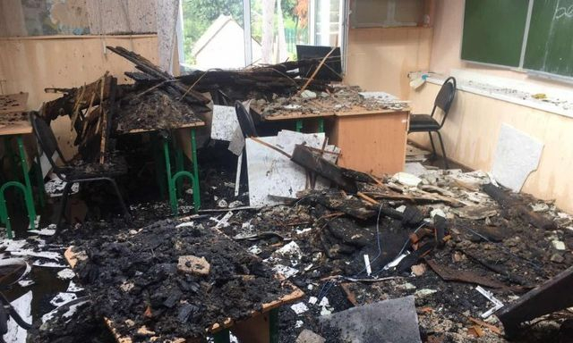 Сгоревший лицей в Чугуеве в этом году восстановить не получится