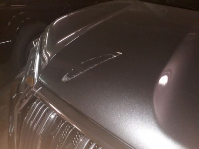 В паркинге на улице Культуры мужчина повредил с десяток машин